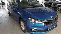 Blau Gebraucht 2024 Skoda Fabia Selection Limousine | 21.990 € (Fairer Preis)