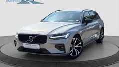Silver dawn (silber) Gebraucht 2024 Volvo V60 Plus Kombi | 37.960 € (Fairer Preis)