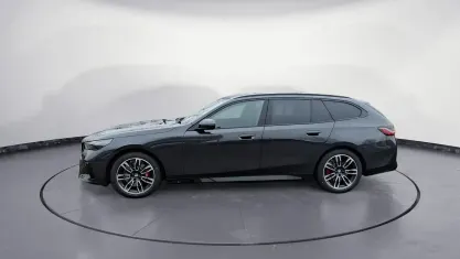 Nowe BMW 520 M Sport 197 KM (144 kW) 2026 Szary Kombi