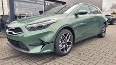 Experience grün Neu 2025 Kia Ceed Platinum Limousine | 29.990 € (Fairer Preis)