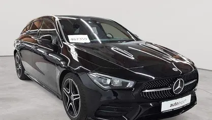 Gebraucht Mercedes CLA200 Shooting Brake AMG line 163 PS (119 kW) 2022 Kosmosschwarz metallic Kombi