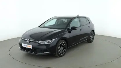 Gebraucht VW Golf VIII Active 2022 Schwarz Limousine