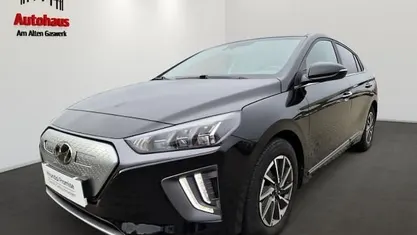 Usata Hyundai Ioniq Style 100 kW (136 CV) 2022 Nero Utilitaria