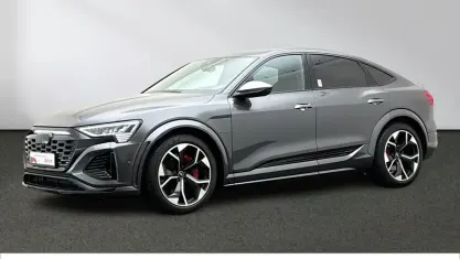 Gebraucht Audi SQ8 e-tron 369 kW (503 PS) 2024 Grau SUV