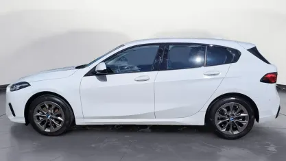 Używany BMW 120 170 KM (125 kW) 2025 Biały Hatchback