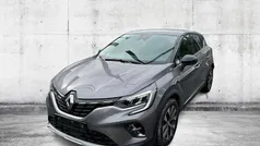 Grau Gebraucht 2024 Renault Captur Techno SUV | 22.880 € (Fairer Preis)