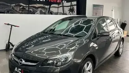 Gebraucht Opel Astra Style 120 PS (88 kW) 2015 Grau Limousine