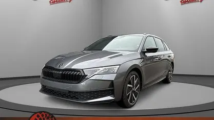 Gebraucht 2025 Skoda Octavia SportLine Kombi | 35.690 € (Fairer Preis)
