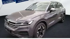 Siliziumgrau metallic Gebraucht 2024 VW Touareg Basis SUV | 55.930 € (Guter Preis)