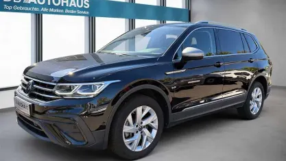 Gebraucht VW Tiguan Allspace Life 200 PS (147 kW) 2024 Schwarz SUV
