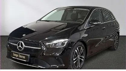 Gebraucht Mercedes B250 Progressive 224 PS (164 kW) 2025 Schwarz Van / Kleinbus