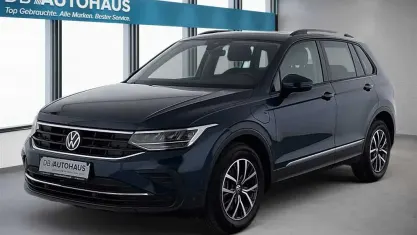 Gebraucht VW Tiguan Life 245 PS (180 kW) 2022 Blau SUV