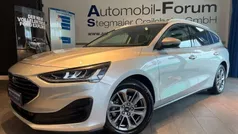Moondust silver Gebraucht 2023 Ford Focus Titanium Kombi | 18.970 € (Guter Preis)