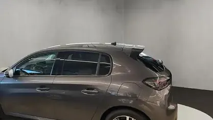 Gebraucht Peugeot 208 Allure 101 PS (74 kW) 2022 Platinium grau Kleinwagen