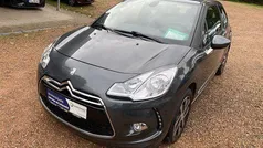 Grau Gebraucht 2015 Citroën DS3 Chic Limousine | 8.290 € (Etwas zu teuer)