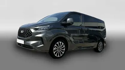 Usata Ford Tourneo Titanium X 170 CV (125 kW) 2025 Monovolume