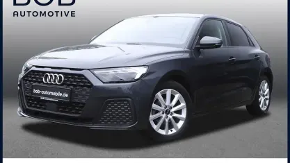 Gebraucht Audi A1 Sportback Comfort 95 PS (69 kW) 2022 Grau Kleinwagen