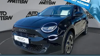 Neu Fiat 600E La Prima 84 kW (115 PS) 2026 Schwarz SUV