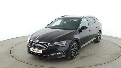 Gebraucht Skoda Superb LAURIN & KLEMENT 190 PS (139 kW) 2022 Schwarz Kombi