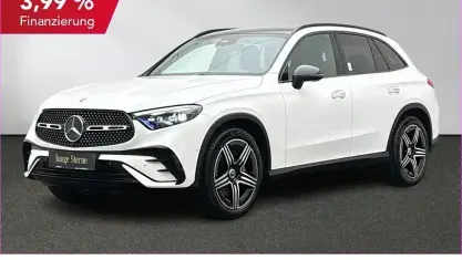Używany Mercedes GLC220 AMG 197 KM (144 kW) 2025 Biały SUV