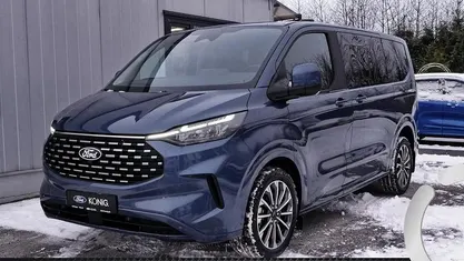 Gebraucht Ford Tourneo Titanium 170 PS (125 kW) 2026 Van / Kleinbus
