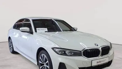 Gebraucht BMW 320 Sport Line 190 PS (139 kW) 2023 Limousine