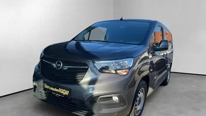Mondstein grau Gebraucht 2020 Opel Combo Edition Van / Kleinbus | 17.990 €