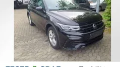 Deep black perleffekt Gebraucht 2024 VW Tiguan Allspace R-line SUV | 45.250 € (Fairer Preis)