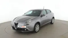 Grau Gebraucht 2016 Alfa Romeo Giulietta Super Kleinwagen | 13.490 € (Fairer Preis)