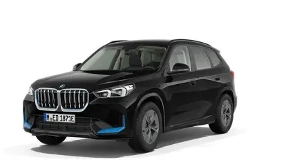 Gebraucht BMW iX1 230 kW (313 PS) 2023 Schwarz uni SUV