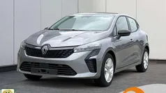Dolomitgrau metallic Gebraucht 2025 Renault Clio V Evolution Kleinwagen | 16.980 € (Fairer Preis)