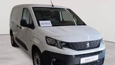 Gebraucht 2019 Peugeot Partner Premium Van / Kleinbus | 13.990 € (Guter Preis)