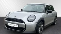 Silber Gebraucht 2024 Mini Cooper Essential Kleinwagen | 24.990 € (Guter Preis)