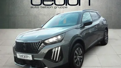 Gebraucht Peugeot 2008 GT 131 PS (96 kW) 2024 Grau SUV