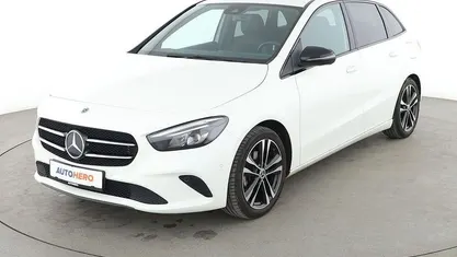 Gebraucht Mercedes B200 Progressive 163 PS (119 kW) 2020 Weiß Van / Kleinbus