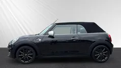 Schwarz Gebraucht 2021 Mini Cooper Cabriolet Cabrio | 24.998 € (Fairer Preis)