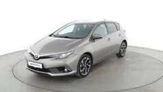 Silber Gebraucht 2015 Toyota Auris Design Limousine | 12.210 € (Fairer Preis)