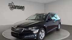 Schwarzmagic perleffekt Gebraucht 2022 Skoda Superb Kombi | 28.990 € (Guter Preis)