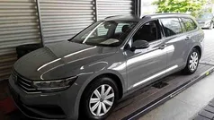 Mondsteingrau Gebraucht 2022 VW Passat Kombi | 19.990 € (Fairer Preis)