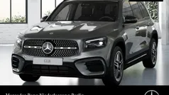 Mercedes GLB220