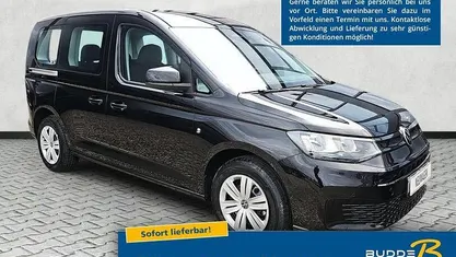 Neu VW Caddy Family 116 PS (85 kW) 2025 Deep black perleffekt Van / Kleinbus
