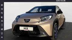 Beige Gebraucht 2024 Toyota Aygo Team Kleinwagen | 15.850 € (Fairer Preis)