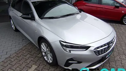 Silber (argonsilber metallic) Gebraucht 2021 Opel Insignia Business Kombi | 16.990 € (Fairer Preis)