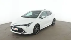 Weiß Gebraucht 2021 Toyota Corolla Lounge Limousine | 22.310 € (Guter Preis)