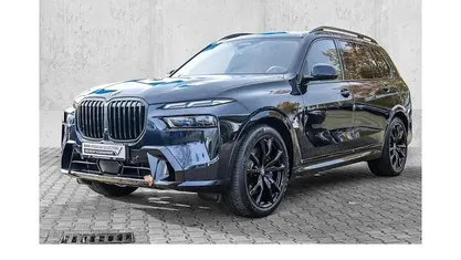 Gebraucht BMW X7 M Sport 352 PS (258 kW) 2025 SUV