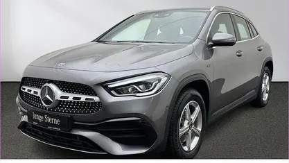 Gebraucht Mercedes GLA250 AMG 218 PS (160 kW) 2020 SUV
