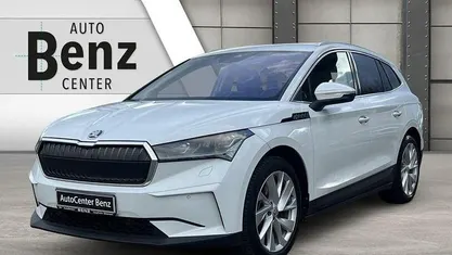 Weiß Gebraucht 2021 Skoda Enyaq iV Suite SUV | 27.790 € (Fairer Preis)