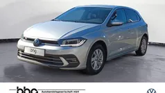 Silber Gebraucht 2022 VW Polo Style Limousine | 16.360 € (Fairer Preis)