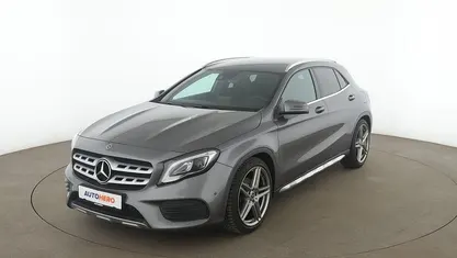 Gebraucht Mercedes GLA200 AMG line 156 PS (114 kW) 2019 Grau SUV