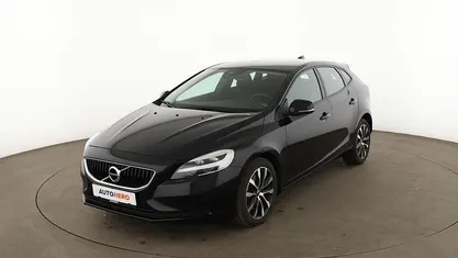Gebraucht Volvo V40 Momentum 152 PS (111 kW) 2018 Schwarz Kombi